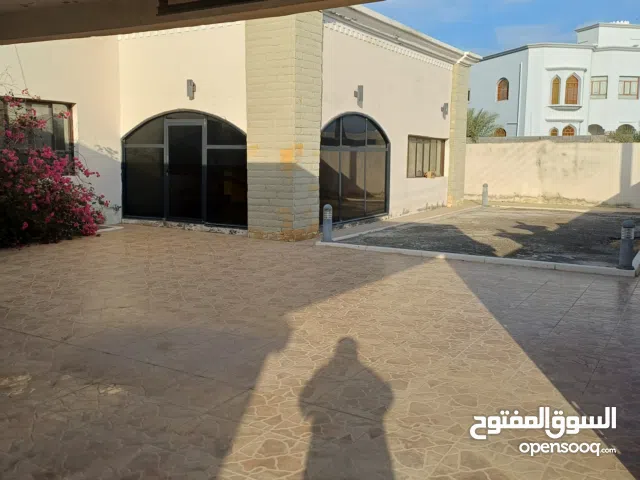 430 m2 4 Bedrooms Townhouse for Sale in Al Sharqiya Al Mudaibi