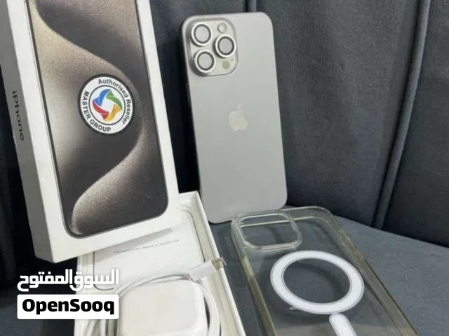 كسر بسيط بطرف الشاشه