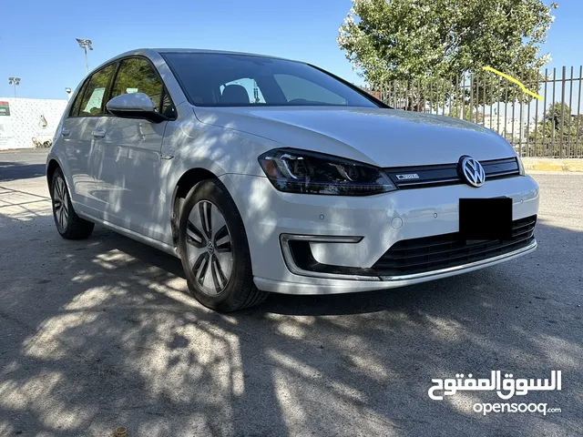 Volkswagen E-golf premium 2015,اي جولف بريميوم 2015 للبيع