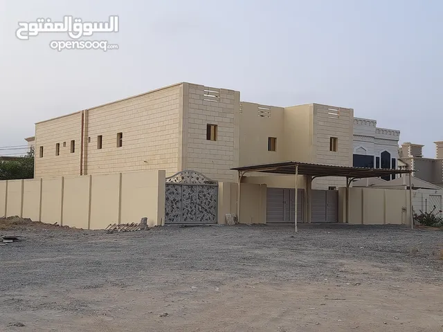 650 m2 3 Bedrooms Apartments for Rent in Al Batinah Sohar