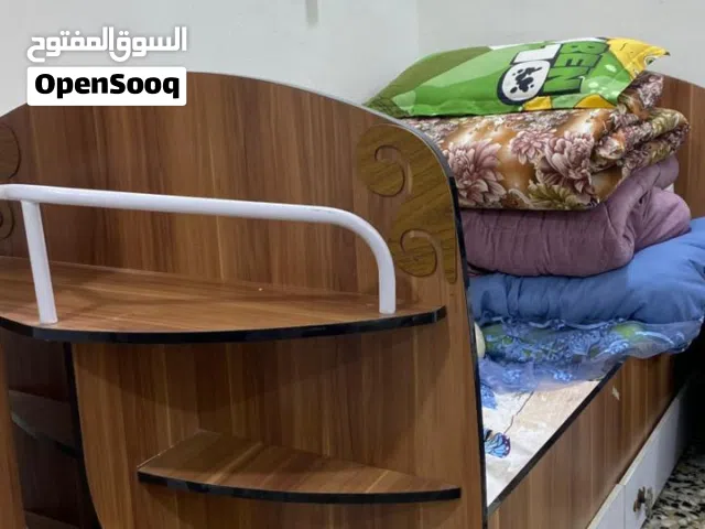 غرفة نوم طفل مودرن  اربع قطع النظافه 85% السعر 400 الف