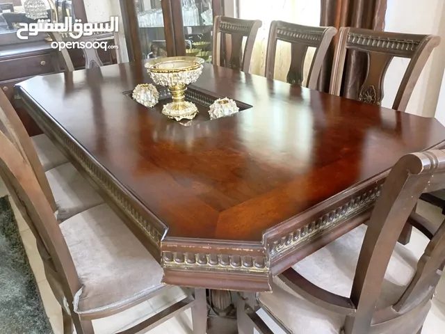 غرفة سفرة فاخره استخدام بسيط جدا