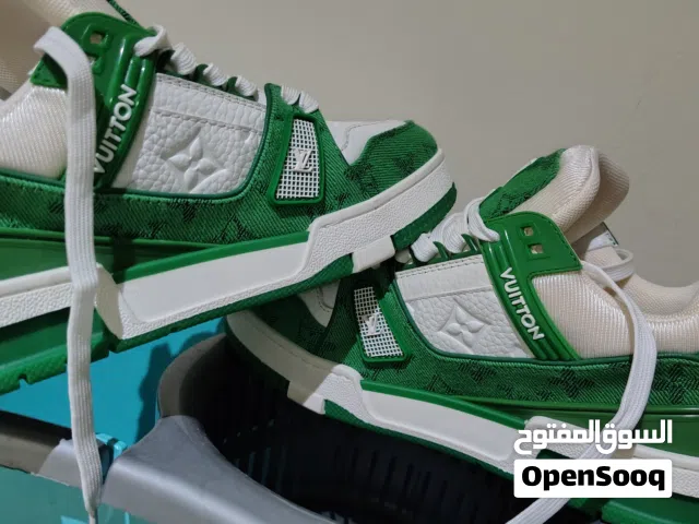 LV SHOES GREEN AND WHITE