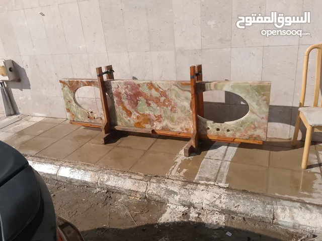 مغسله حوضين رخام طبيعي اونيكس بنص قيمه سوق مستعجل في الرياض بسعر 3500 ريال سعودي