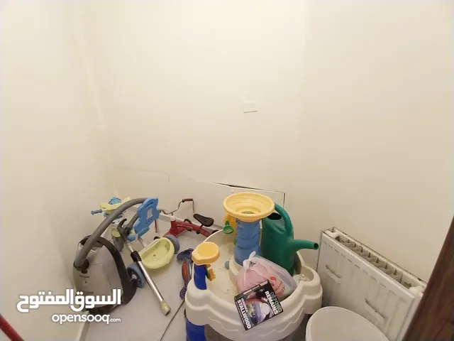 شقة غير مفروشة للإيجار 238م2 ( Property 19337 )-175141504