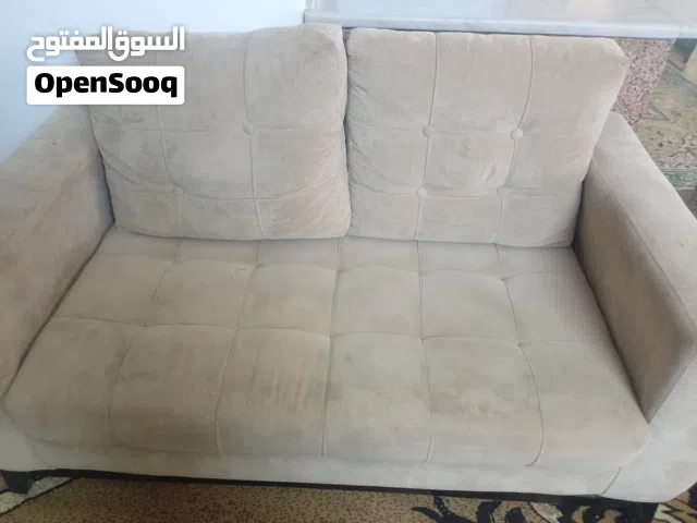 طاقم كنب مستعمل 6مقاعد مجوز +ثلاثي و مفراد واحد زان