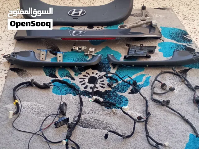 قطع غيار هونداي ايونك هايبرد 2018 ( شبه وكاله)