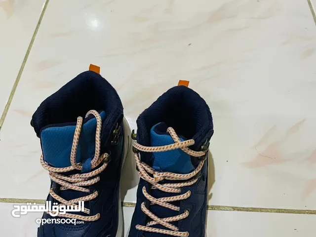 Nice boot worn only once