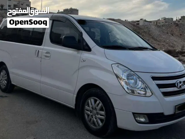 اجار باص هونداي H1 بانزين 2018 توماتيك 11راكب