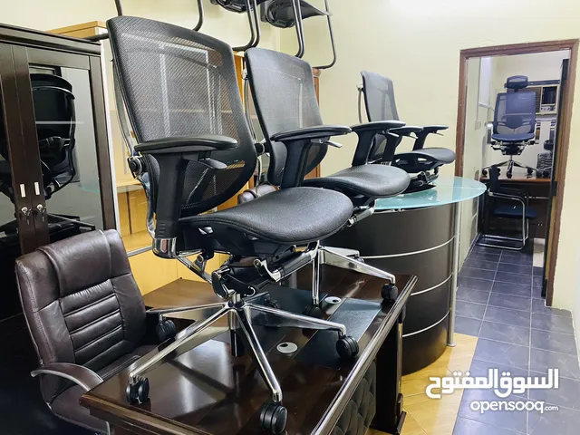 Used office furniture selling