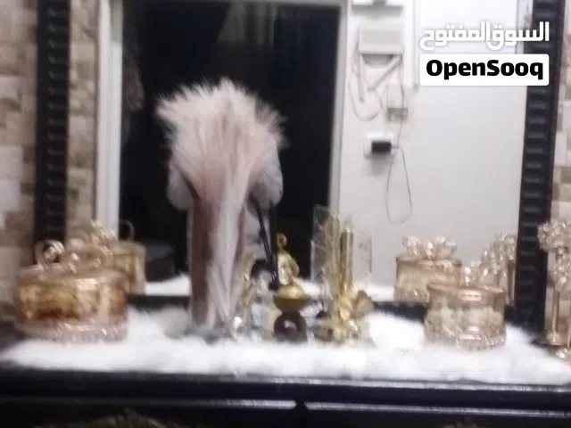 انتريه وفضية بحالة جيدة جدا 150دينار قابل للتفاوض