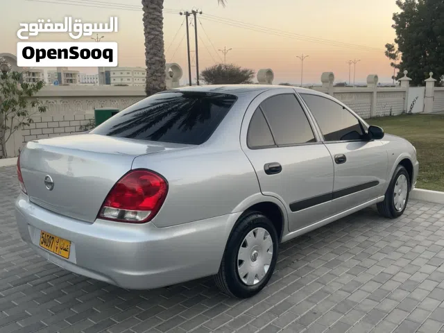 للبيع نيسان صني جاباني 2011