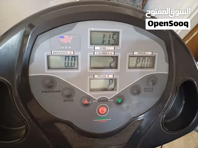 جهاز تردميل امريكي يتحمل وزن 120  استعمال خفيف  +قطعه لنحت الخصر  بسعر مغري  100 دينار فقط