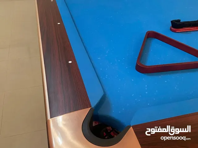 طاوله بليارد- billiard table