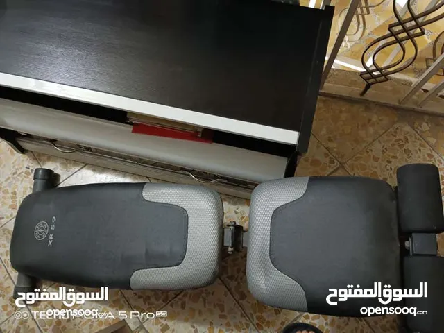 مصطبه حديد اصليه امريكي الصنع ثكيل مال قاعات