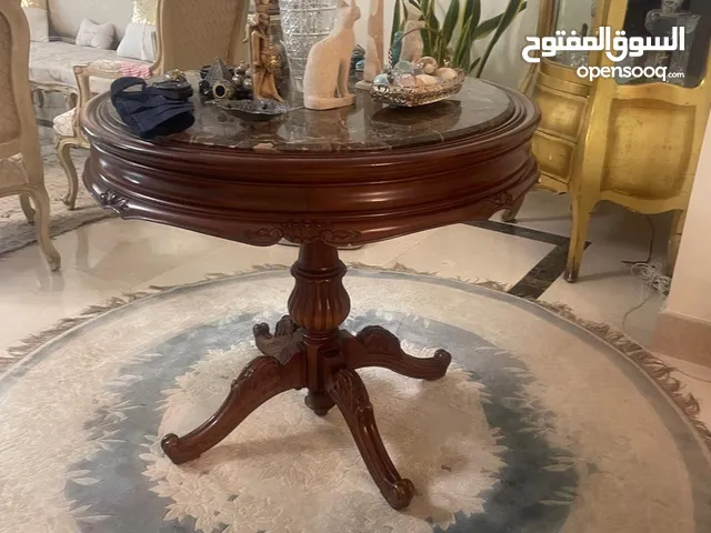 ترابيزة خشب سطح زان مدورة بسطح رخام