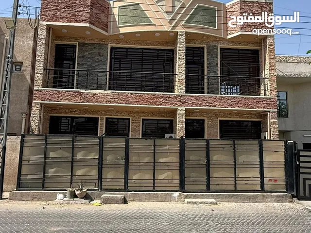 للبيع تونات عدد 2  في السيدية  ( الاعتماد الهندسي للعقار ) مساحة 50م