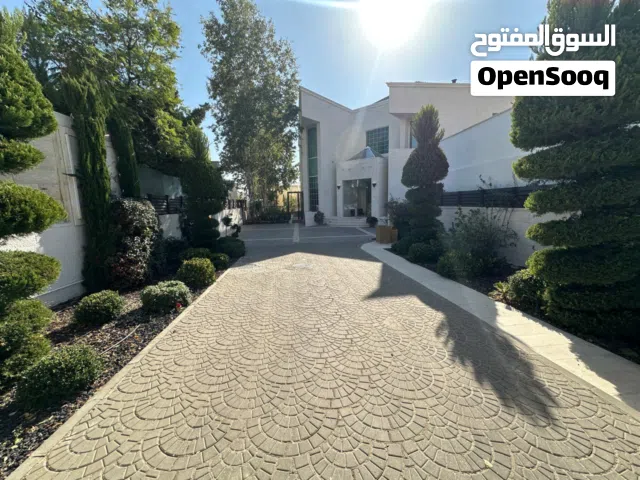 900 m2 5 Bedrooms Villa for Rent in Amman Abdoun