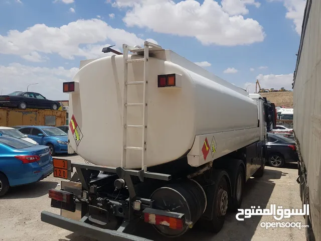 Tank Mercedes Benz 2020 in Zarqa