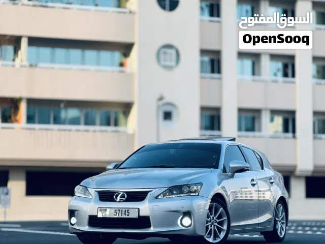 Lexus ct200h 2012