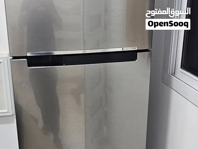 للبيع ثلاجة نوع سامسونغ جديدة مستخدمة 6 شهور فقط وضمان لمدة 10 سنوات
