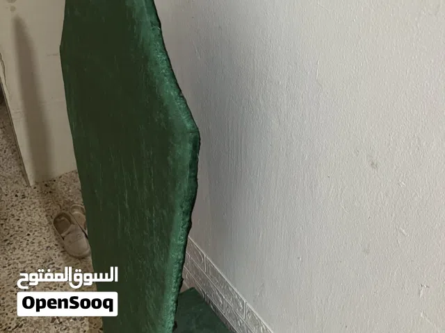 ستاند بدلة كبيره للبيع