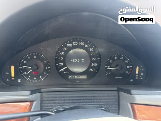 2008 Mercedes Benz E-Class E 200