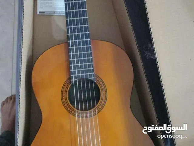 جيتار yamaha cs40
