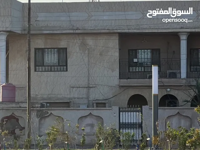 عقار مميز للبيع  المنطقة : حي الأندلس طابو ملك صرف بدون ورثة موقعه ممتاز أستثمار او سكني