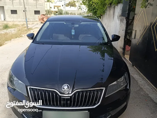 سكودا سوبيرب