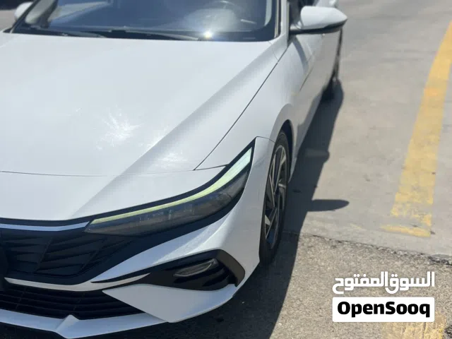 2024 هيونداي النترا Limited