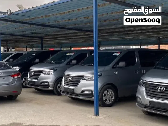 باصات للايجار مع السائق فقط 10 مقاعد  لجميع انحاء المملكة  مطار الملكة علياء.. جسر الملك حسين