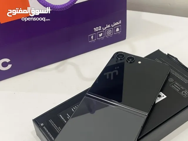 Samsung Galaxy Z Flip5 Other in Al Jahra
