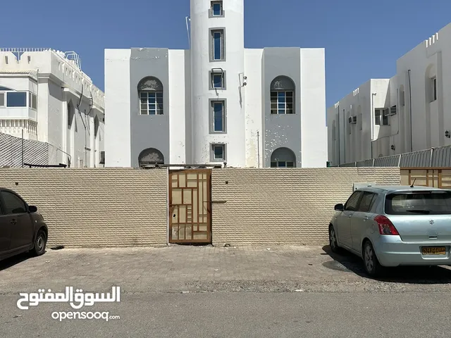 280 m2 More than 6 bedrooms Townhouse for Sale in Muscat Al Khoud