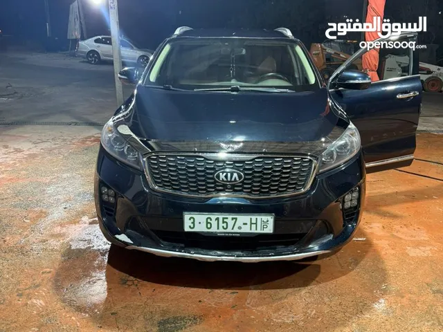 Used Kia Sorento in Hebron