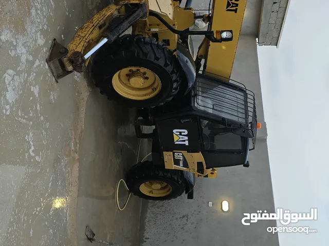 رافعة تلسكوب كتربلر 14 متر