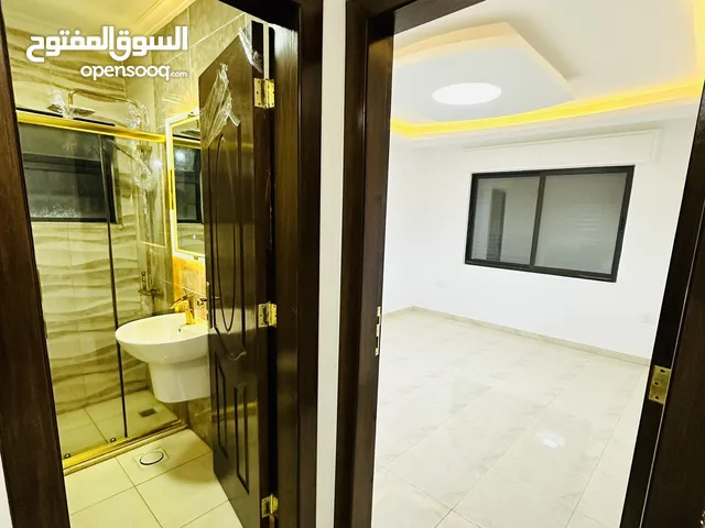 141 m2 3 Bedrooms Apartments for Sale in Amman Daheit Al Yasmeen