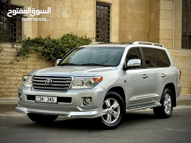 تويوتا لاند كروزر GXR موديل 2015 صيانة الشركة مالك واحد بحالة الوكالة