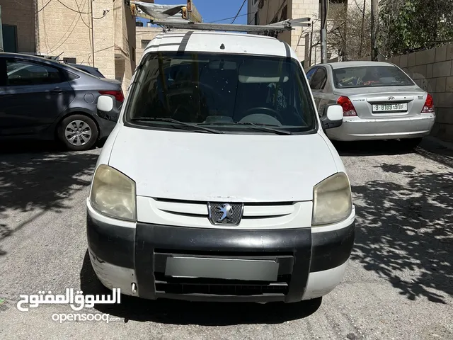 بيجو بارتنر 2008