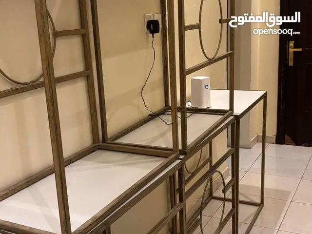 للبيع طاولات بوفيه وسخانات