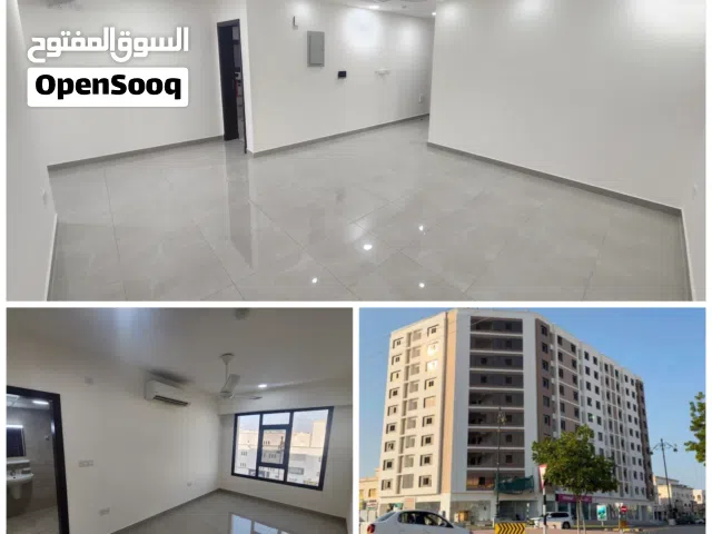 شقة للإيجار في قلب سوق الخوض ( بناية حديثة ذات تشطيبات عالية الجودة ) Apartment for Rent in Al Khoud
