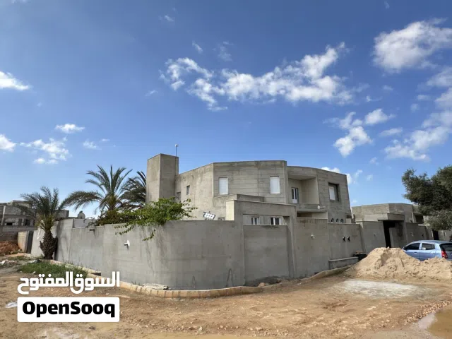 200 m2 More than 6 bedrooms Villa for Sale in Benghazi Al-Rahba
