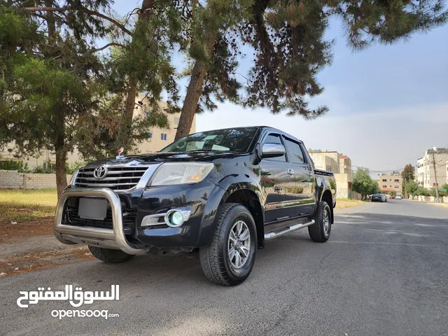 بكم تويوتا هايلوكس خليجي 4*4موديل 2015