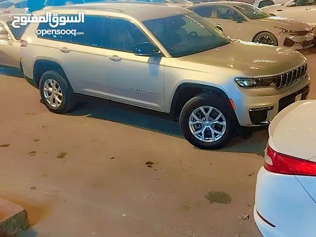جيب لاريدو لمتد موديل 2023 فول مواصفات
