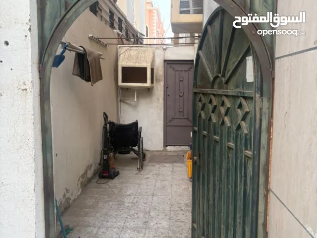 #غرفه حي الصفا 900ریال الكهرباء عليك