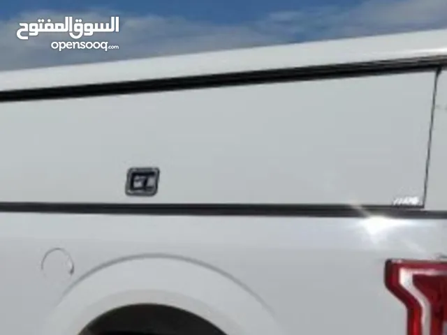كبينه مغلقه للبيع تصلح لسيارات التندرا والفورد والسيرا