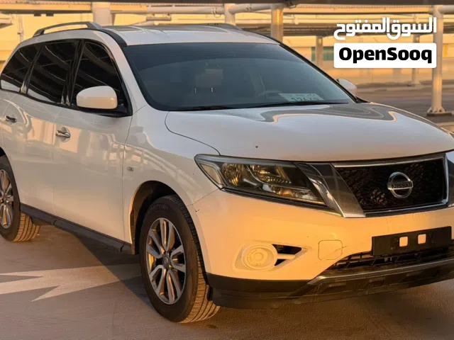 2015 نيسان باثفايندر SL