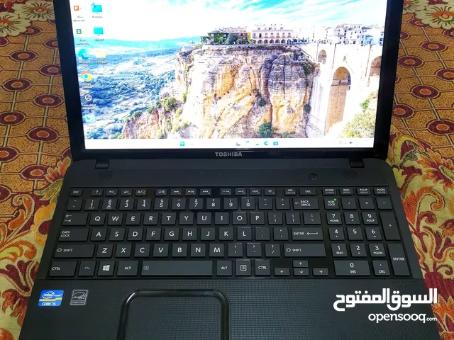Toshiba i5 15.6 inches 35bd