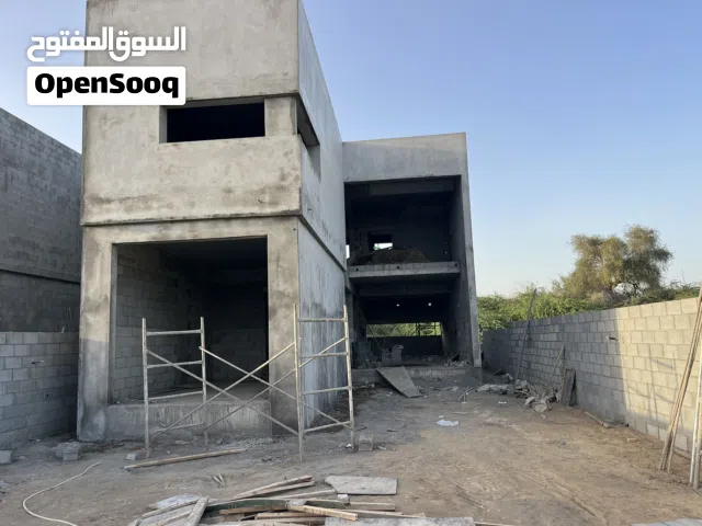 242 m2 5 Bedrooms Townhouse for Sale in Al Batinah Sohar