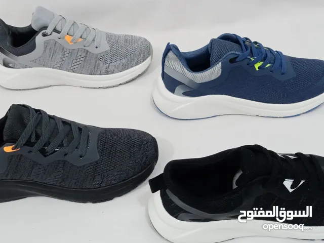 توصيل مجانا كوتش مريح جدا متوفر منه 3 الوان